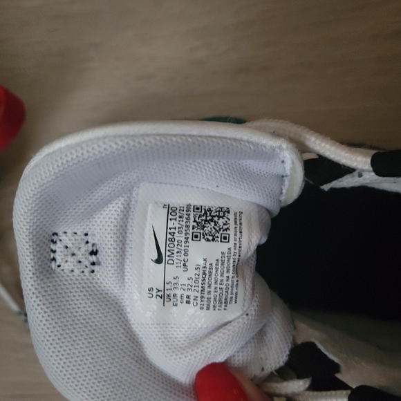 Nike Kids Sneakers - Black, White, Teal - Picture 3 of 4